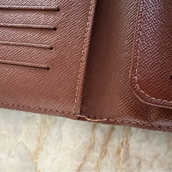 Louis Vuitton Wallet - Picture 8 of 16